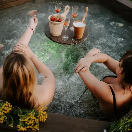 فيلة Za Wsia - Czorsztyn Lake, *